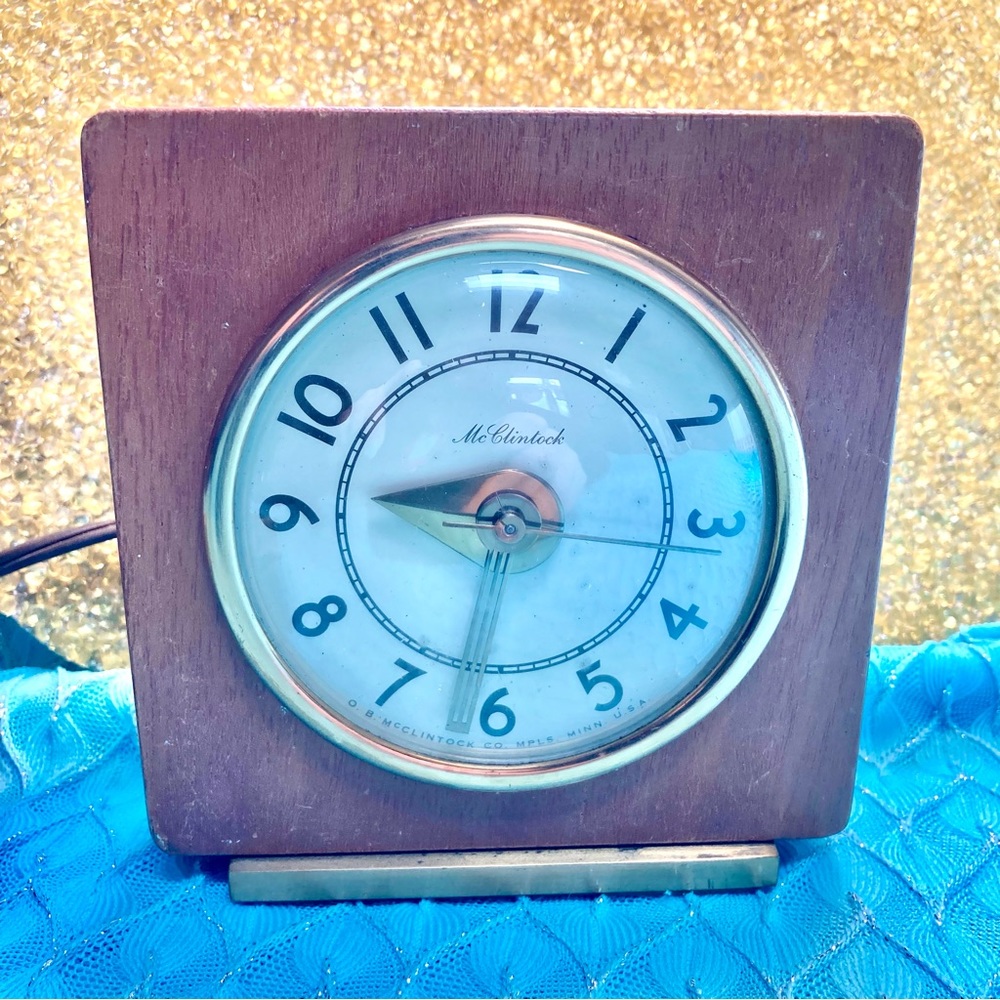 MCM Electric O.B. McClintock Clock